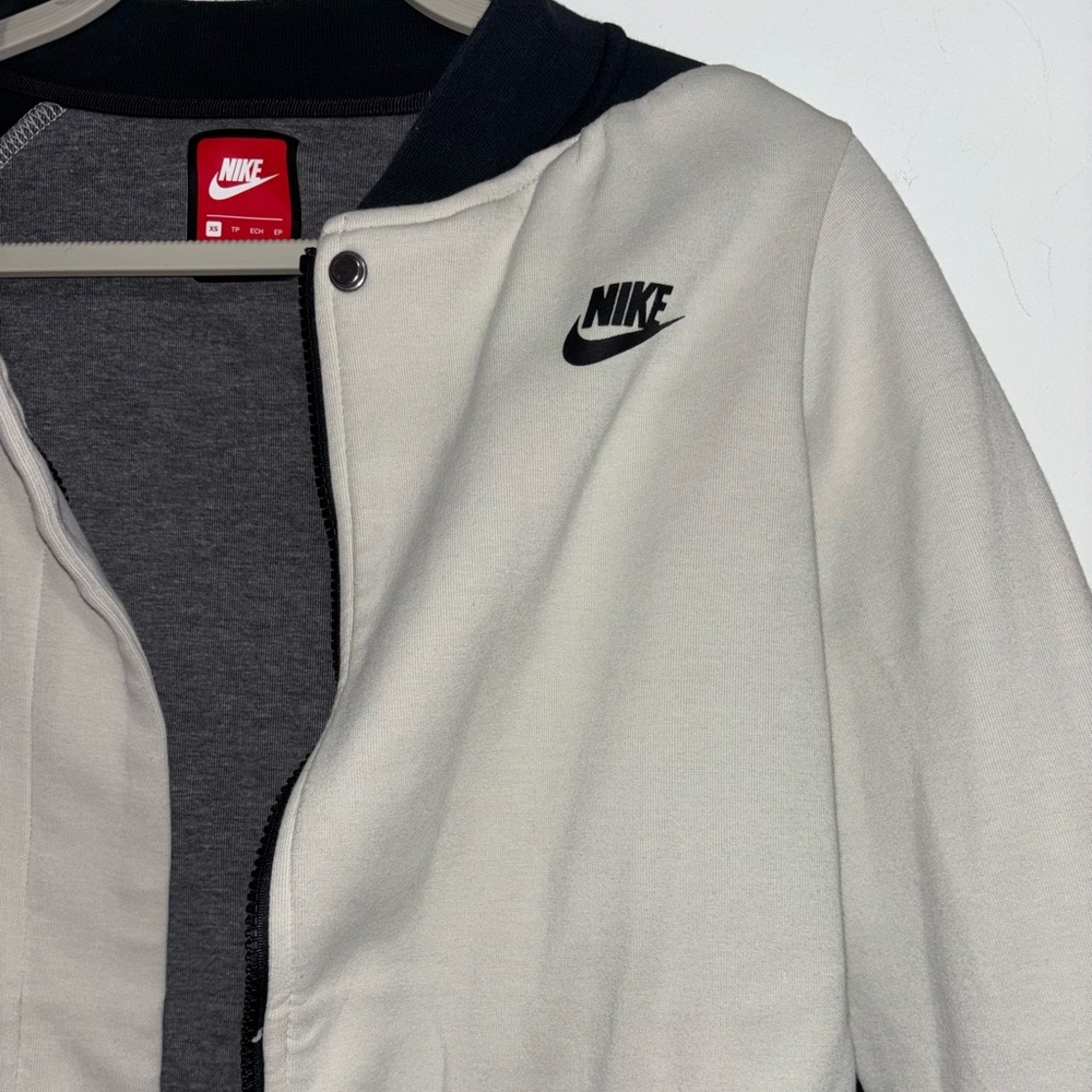 Nike Tech Fleece Destroyer Jacket - Picture 2 of 5